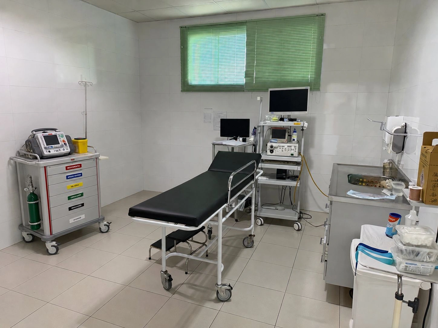 Centro especializado com estrutura completa para exames